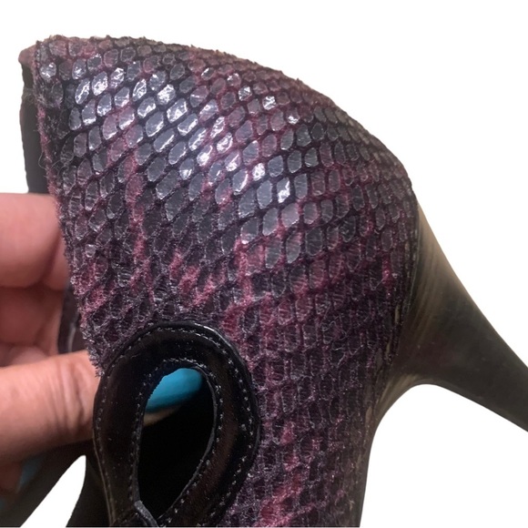 Tahari | PeepToe Purple Black Platform Heels Size 10M Scales - Picture 9 of 9